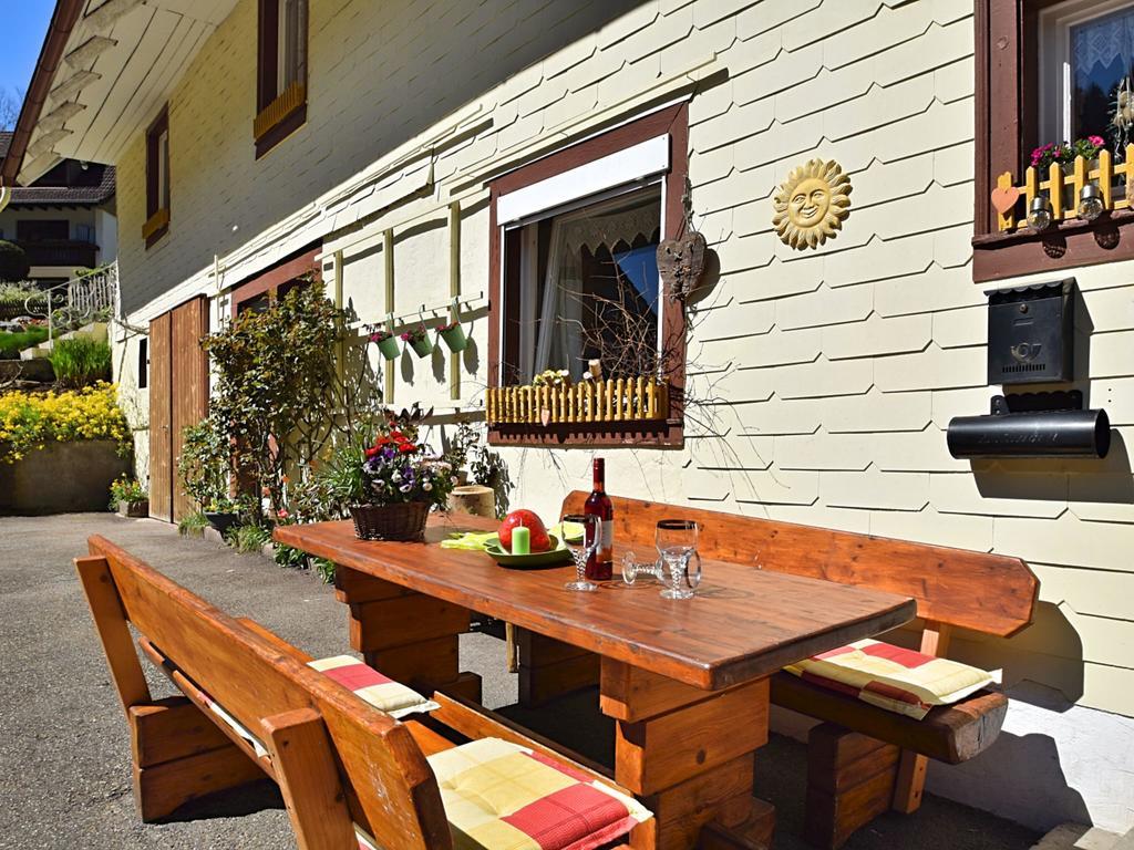 Country Style Flat With Garden Apartment Triberg im Schwarzwald Ruang foto