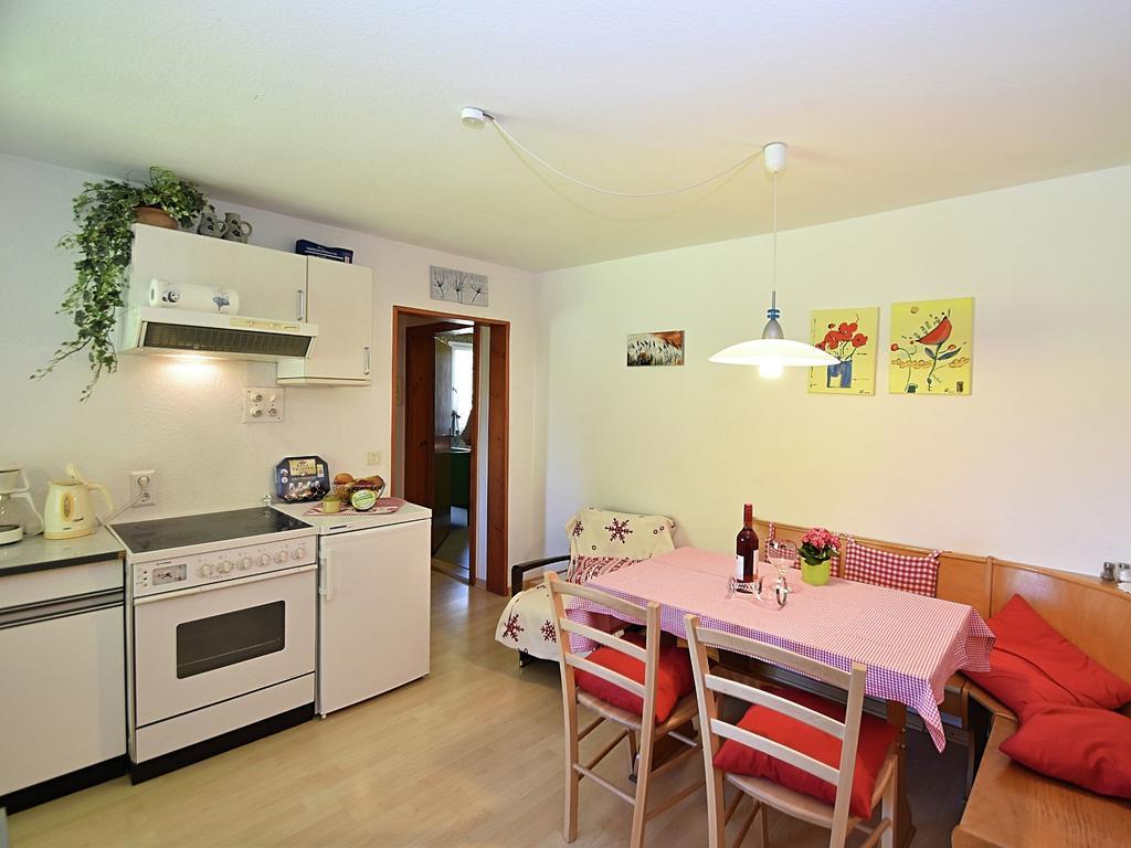 Country Style Flat With Garden Apartment Triberg im Schwarzwald Ruang foto